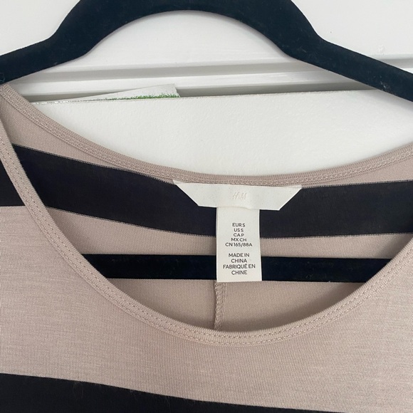 H&M T-Shirt Maxi Dress - Picture 3 of 4